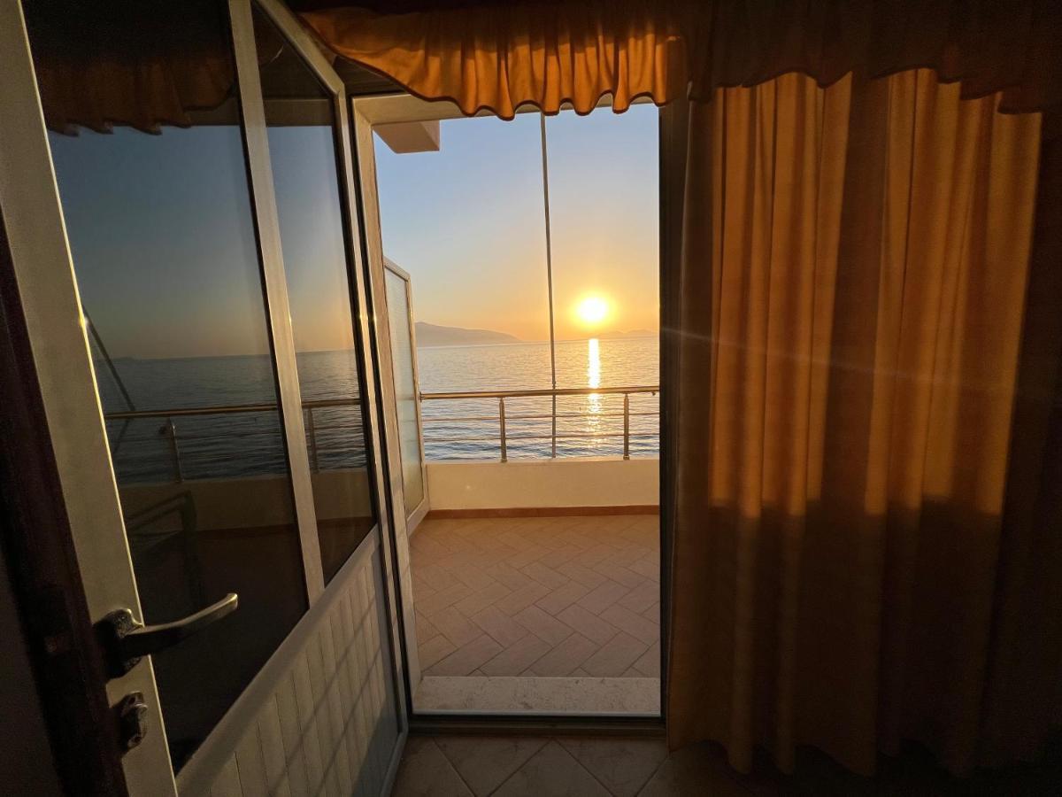 Hotel Jonufra Kanine Ngoại thất bức ảnh