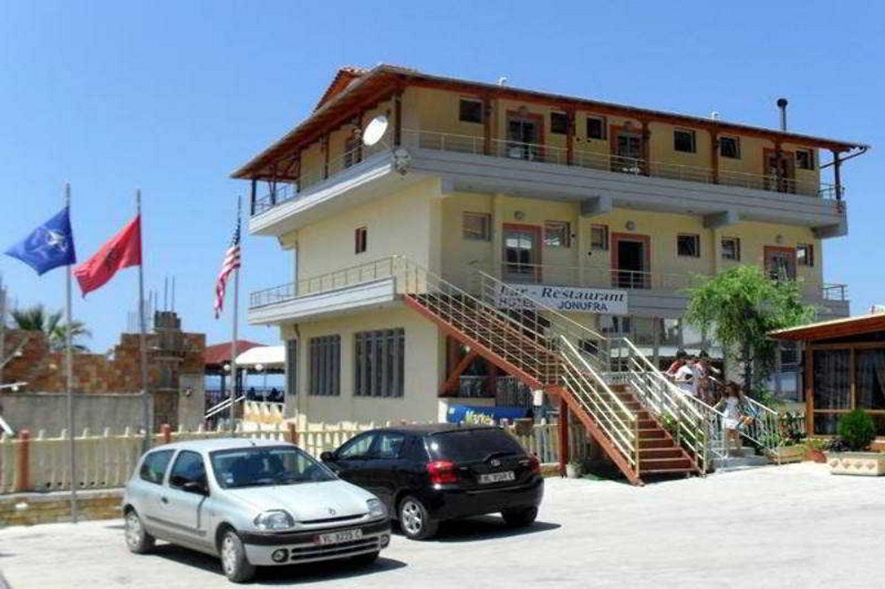Hotel Jonufra Kanine Ngoại thất bức ảnh